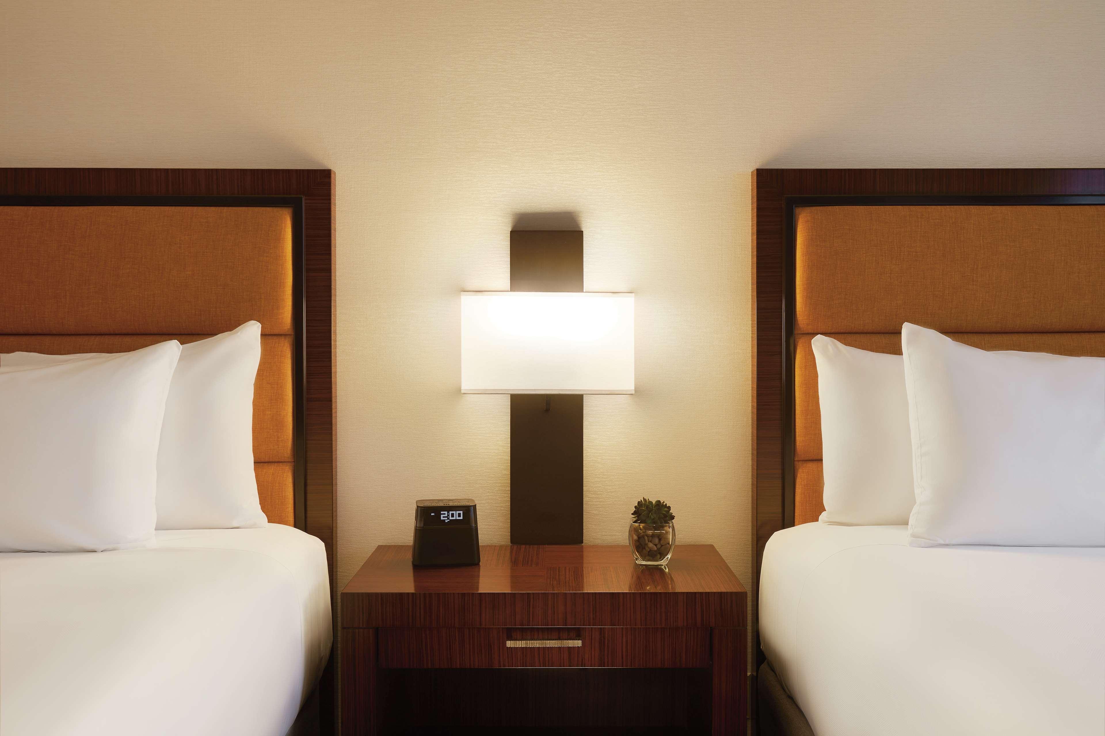 Hyatt Regency Phoenix Downtown - No Destination Fees Exteriér fotografie