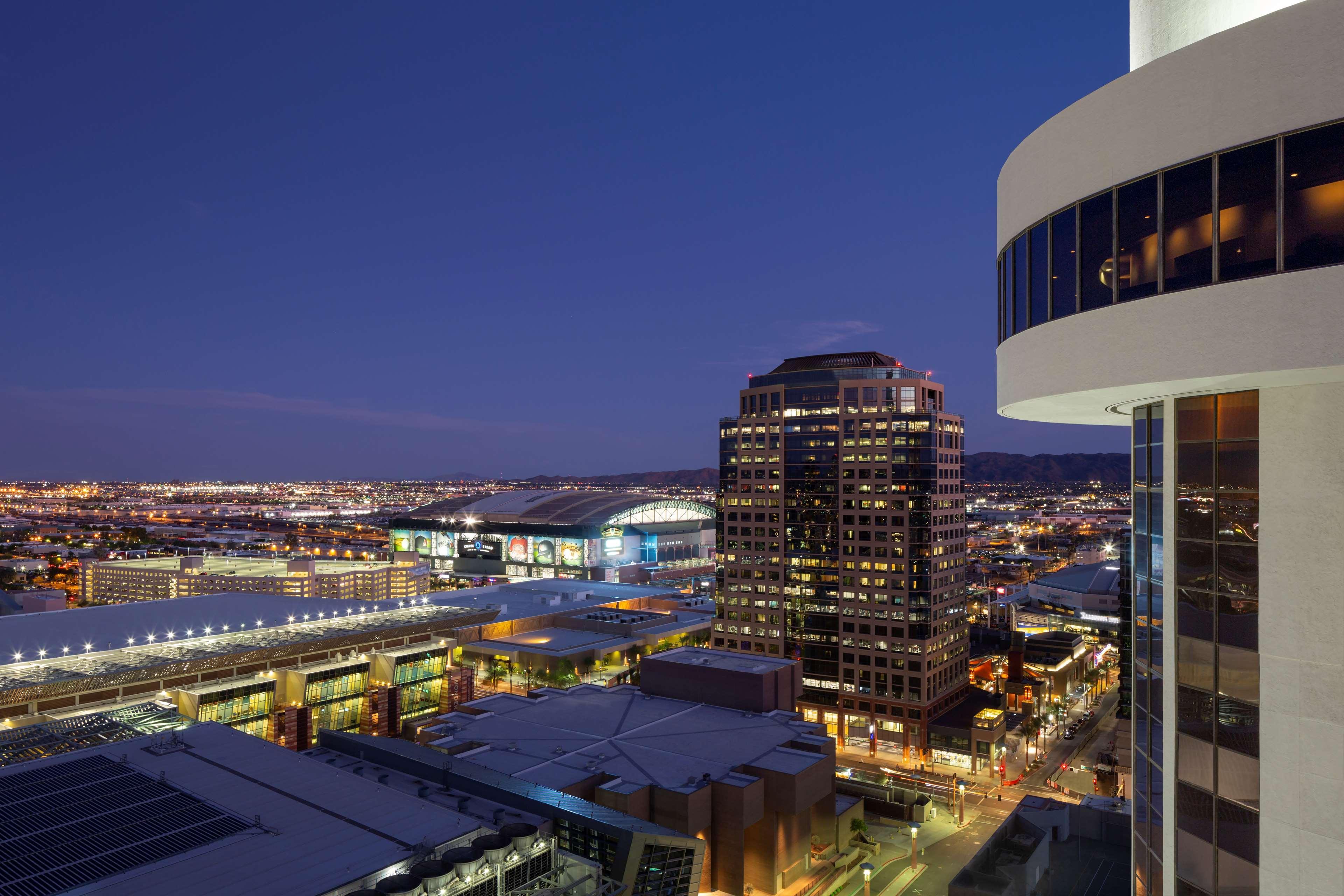 Hyatt Regency Phoenix Downtown - No Destination Fees Exteriér fotografie