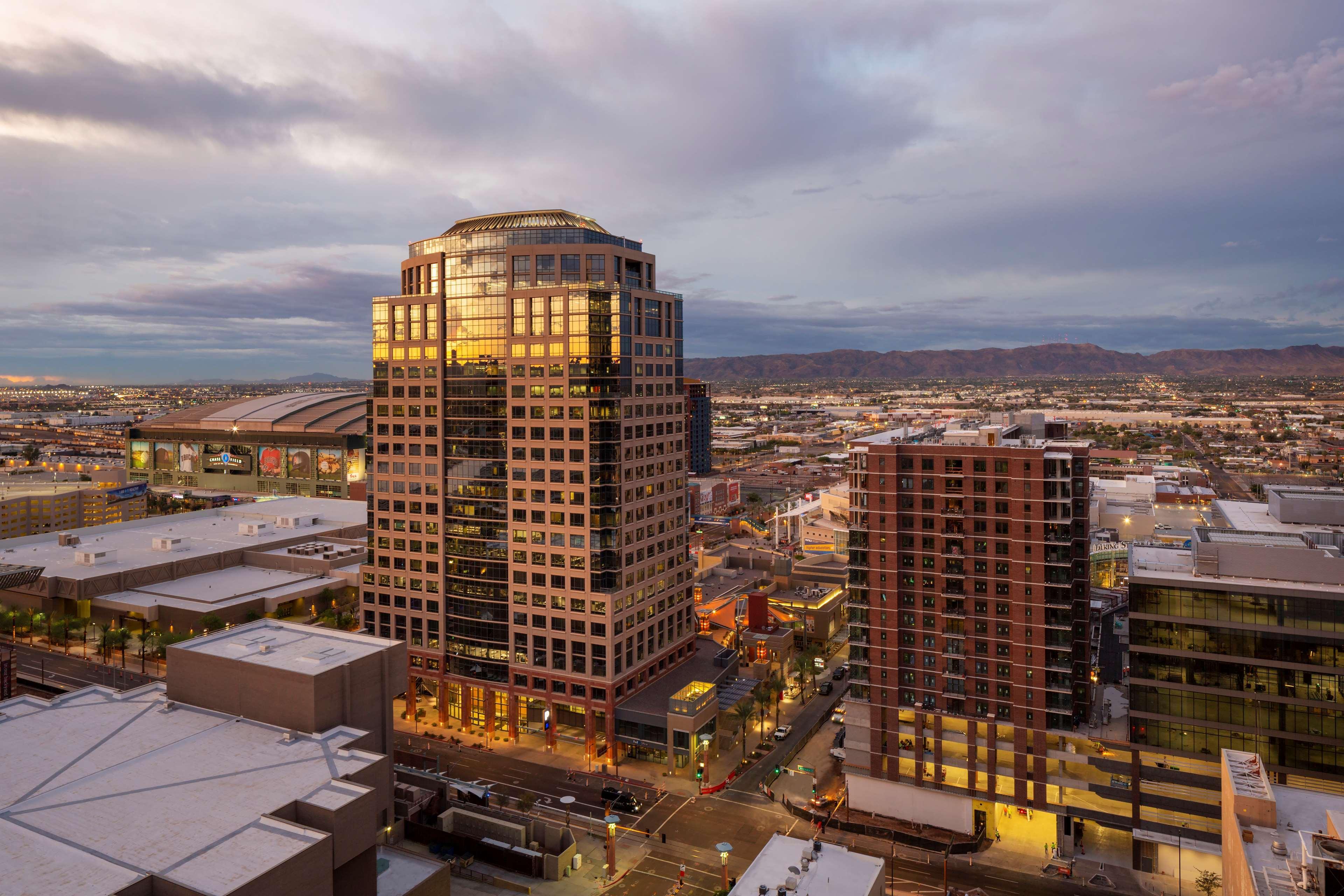 Hyatt Regency Phoenix Downtown - No Destination Fees Exteriér fotografie