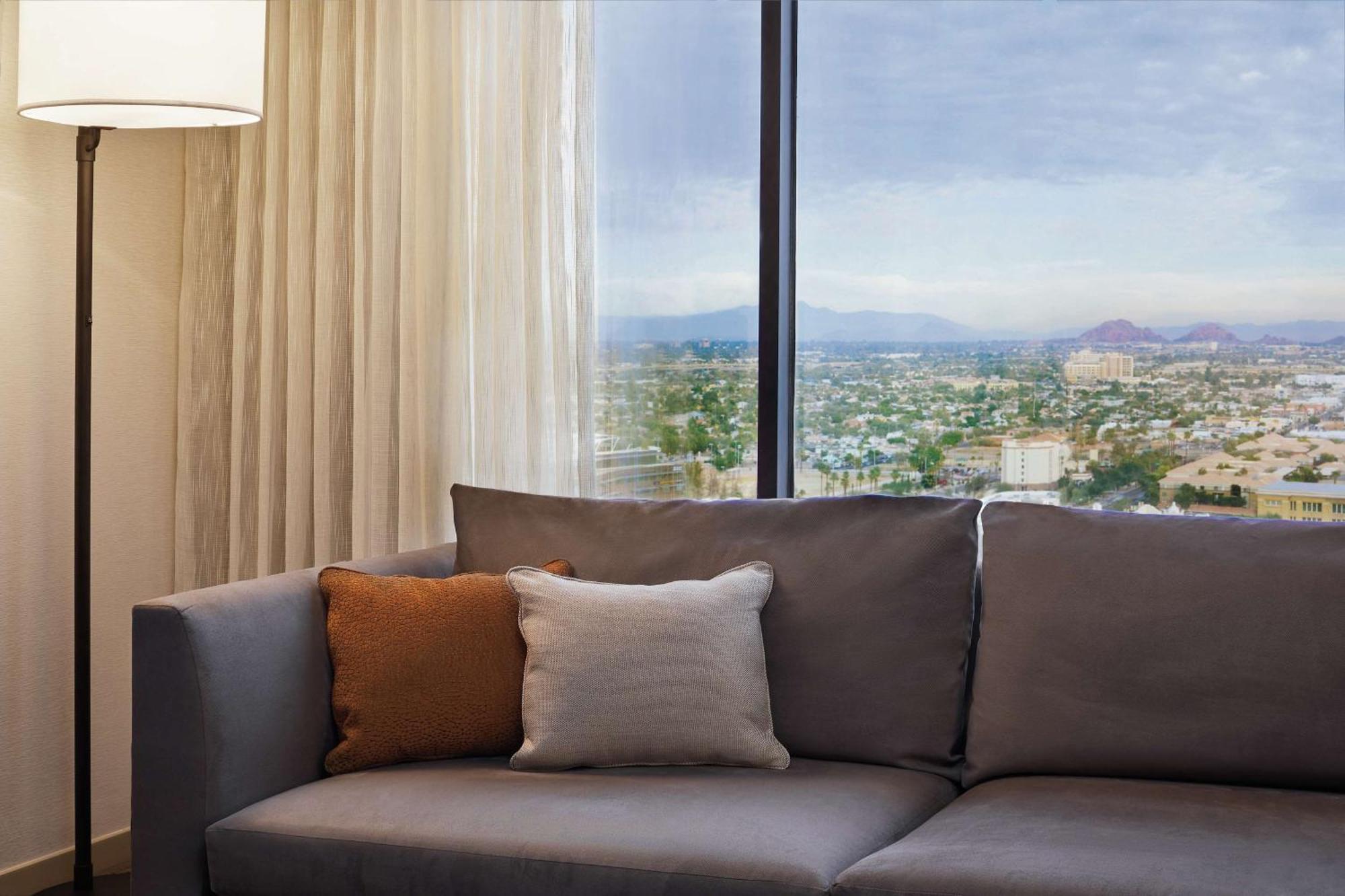 Hyatt Regency Phoenix Downtown - No Destination Fees Exteriér fotografie